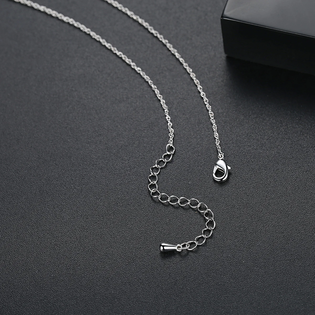 

LUOTEEMI Long Chain Luxury CZ Bar Pendant Necklace for Women Fashion Jewelry Sweater Chain Tassel Collares Mujer Bijoux Femme