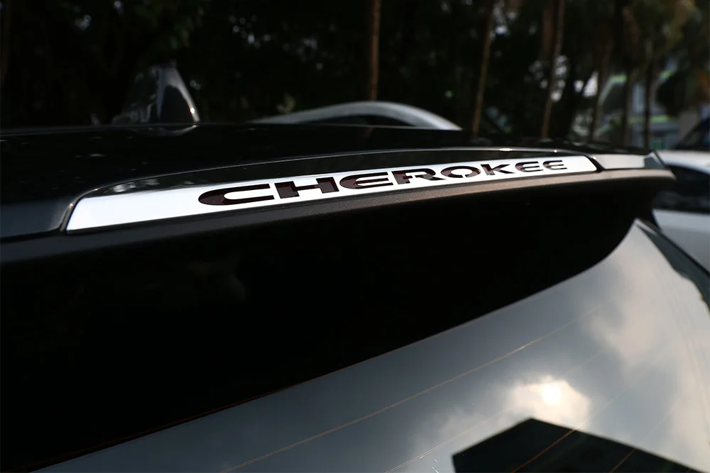 SHINEKA Высокое качество нержавеющая сталь Автомобильный задний Высокий тормозной светильник декоративная крышка для Jeep Cherokee 14-16 автомобильные аксессуары