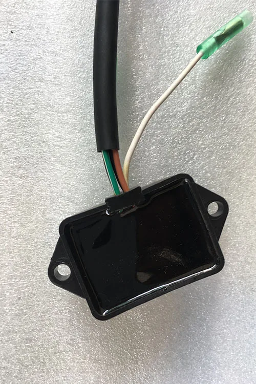 Бесплатная доставка детали для подвесных лодок Yamaha 5HP C.D.I. Блок assy 6E0-85540-71 |