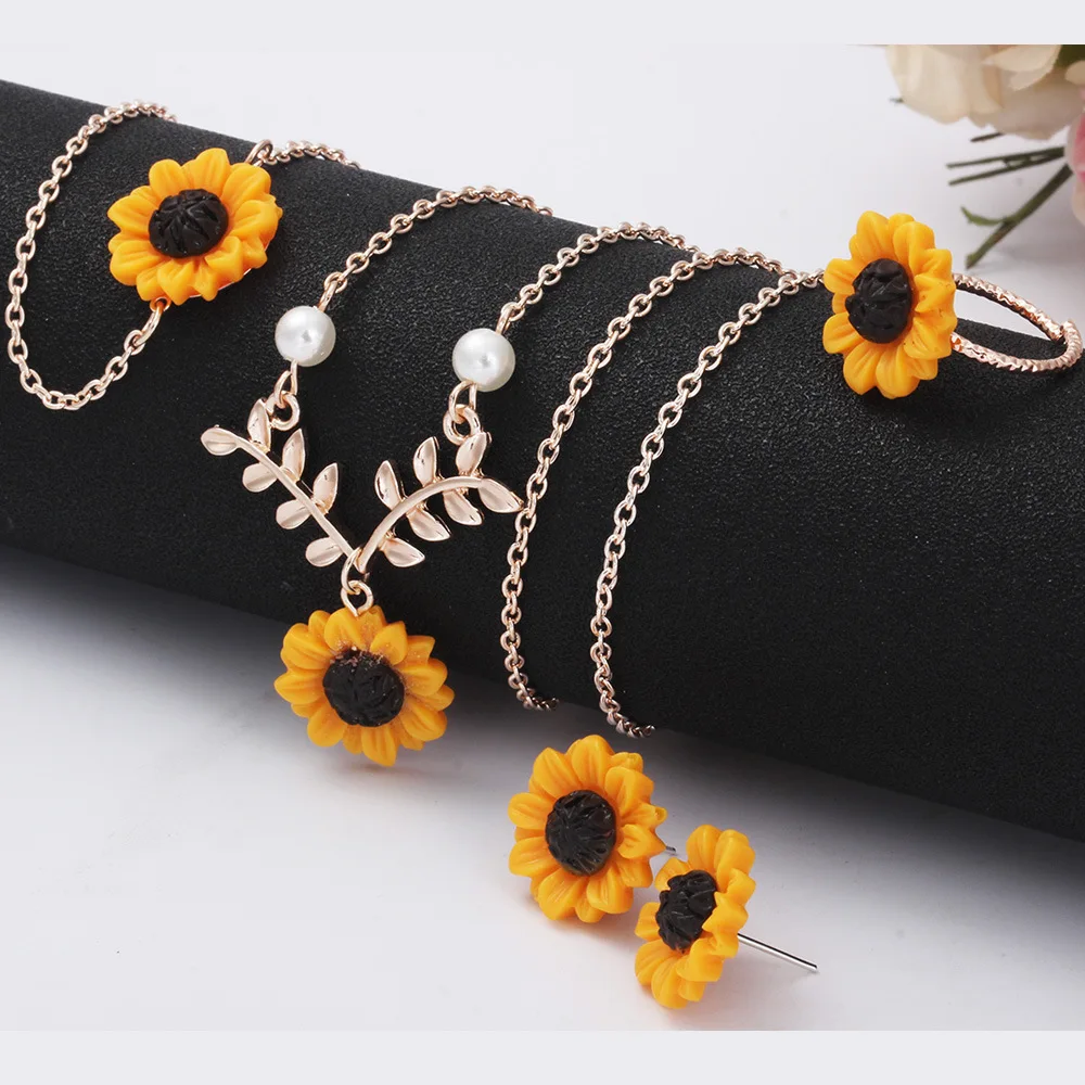 

Fashion creative sunflower sun flower rose gold, gold-color, silver-color necklace,4 sets of accessories,Trendy Daisy Jewelry