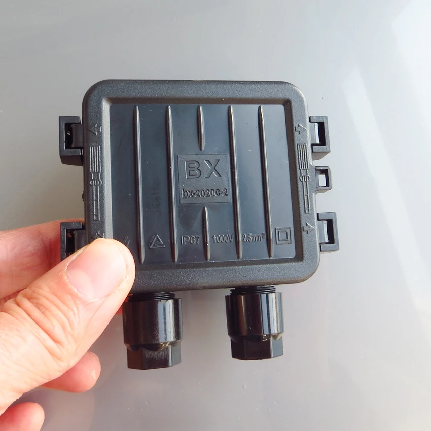 Распределительная коробка для солнечной панели 30-70 Вт PV-BX2020C-2S водонепроницаемая