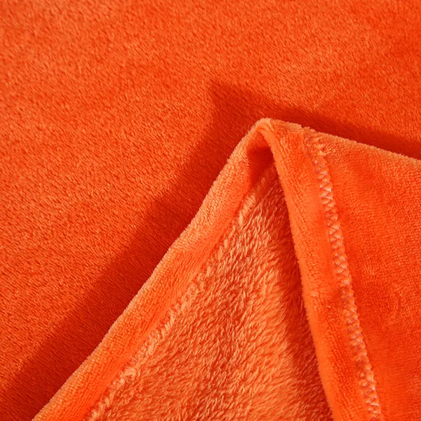 Для того чтобы на диван кровать/оранжевый/желтый/милые одеяла мой сосед