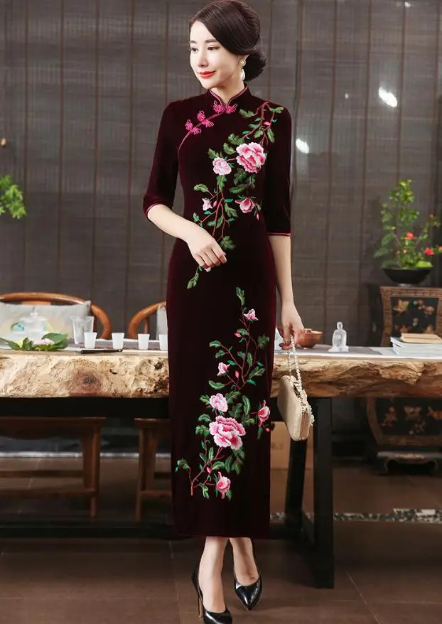wine red long Великолепное женское велюровое китайское традиционное Цветочное платье с вышивкой Qipao воротник стойка тонкий сексуальный Чонсам плюс размер 4XL - Цвет: wine red long