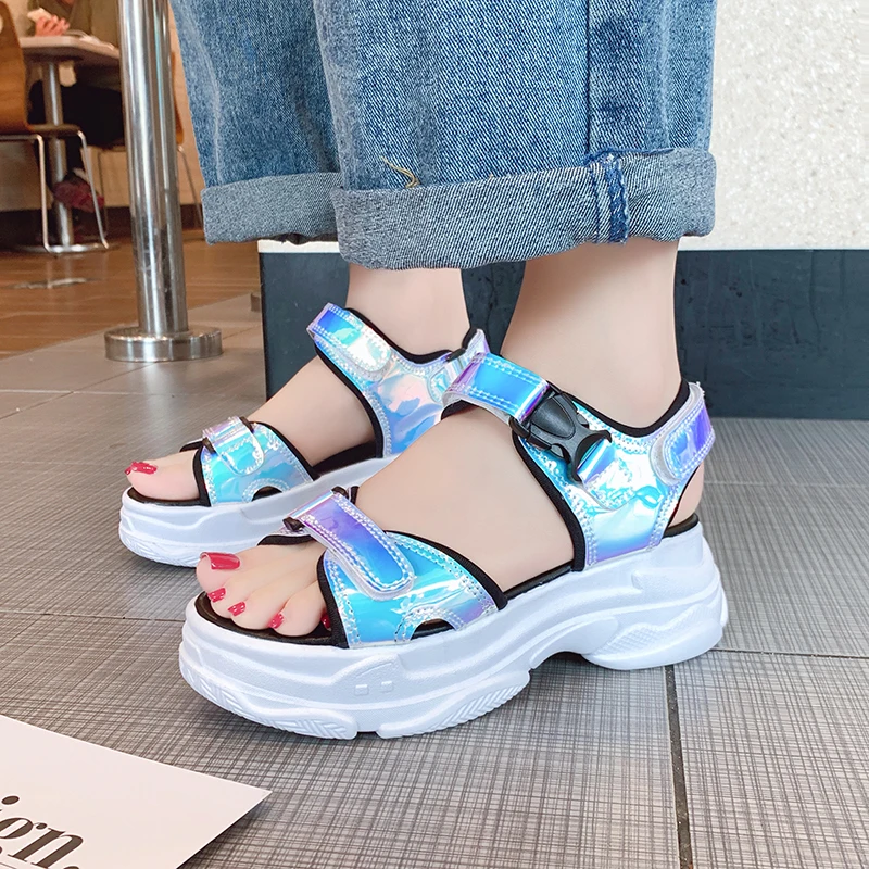 Сексуальные открытым носком Для женщин спортивные сандалии клин Выдалбливают