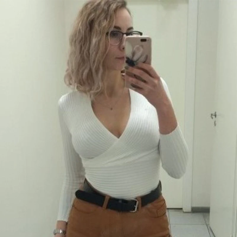 Женский вязаный свитер WWENN красный с v-образным вырезом и длинными рукавами в