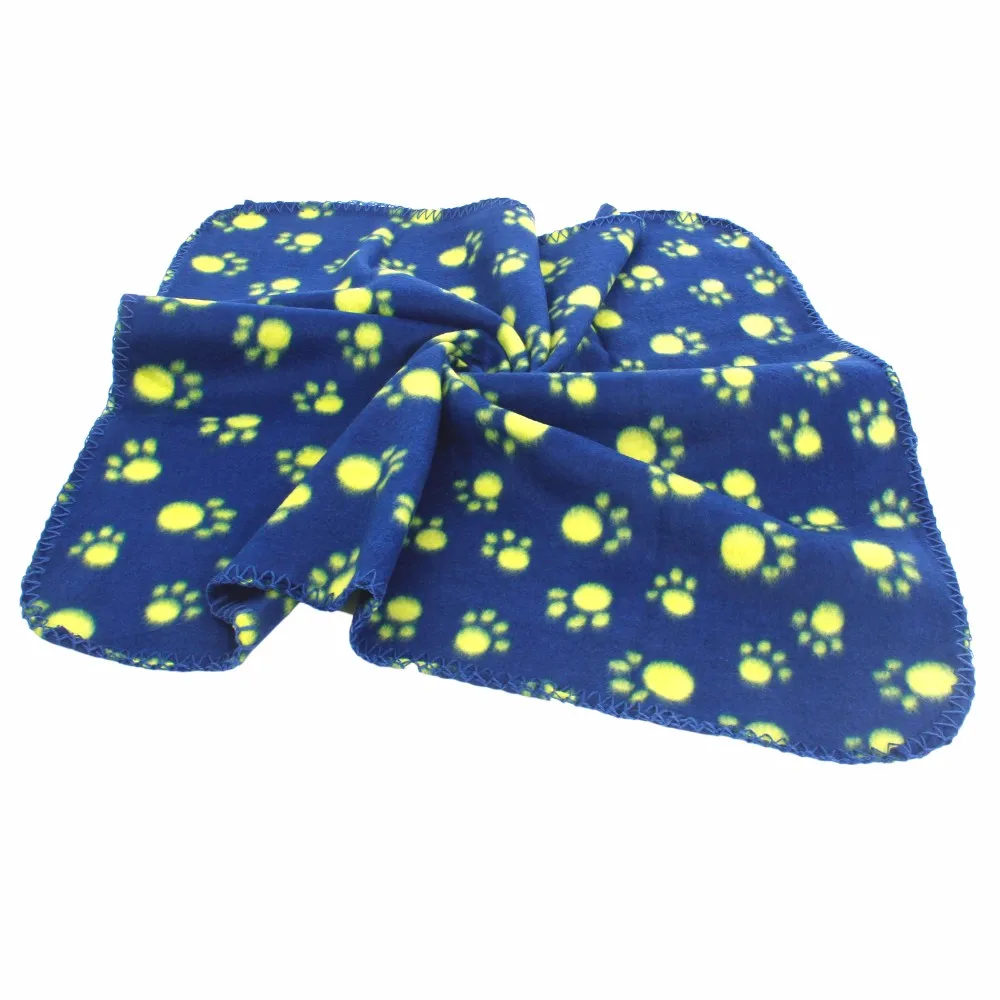 

60*70cm Pet Dog Cat Blanket Soft Towel Non Slip Paw Print Mat For Large Dog Puppy Bed Quilt Bath Towel Pet Car Cushion