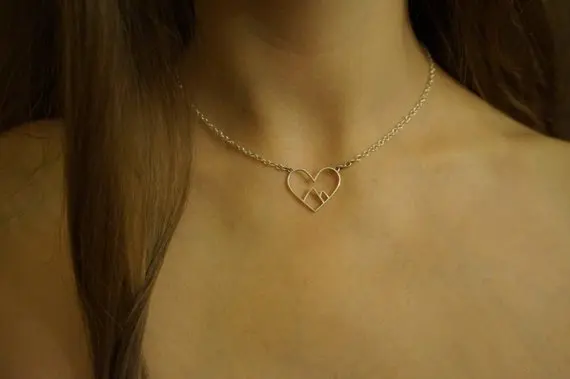 30 шт. геометрическое ожерелье в форме заснеженного горного вершины и сердца