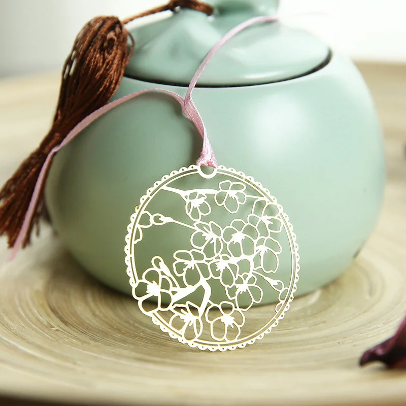 Creative Cherry Blossoms Hollow Metal Bookmark Cute Golden Bookmarks Paper Clip For Kids Gift Office School Supplies Papeterie | Канцтовары