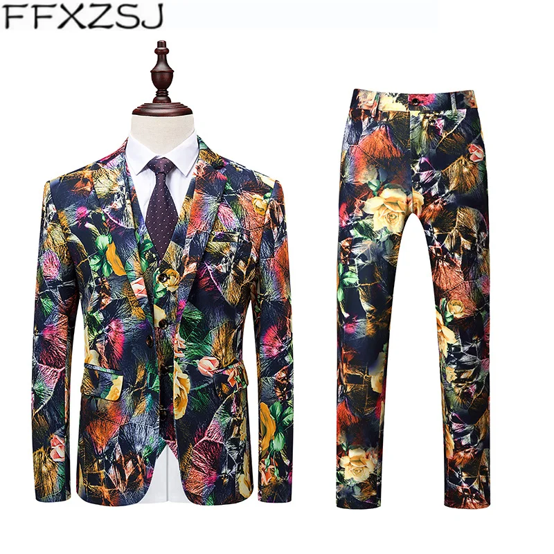 

Лыжная куртка + брюки + жилет костюм для мужчин в Корейском стиле Slim Fit Повседневная стильный принт мужские костюмы с платьем размера плюс ул...