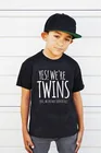 Футболка для маленьких мальчиков с надписью Yes We Are Twins, летние новые детские шорты для мальчиков, одежда с рукавами, топы для мальчиков, модные футболки