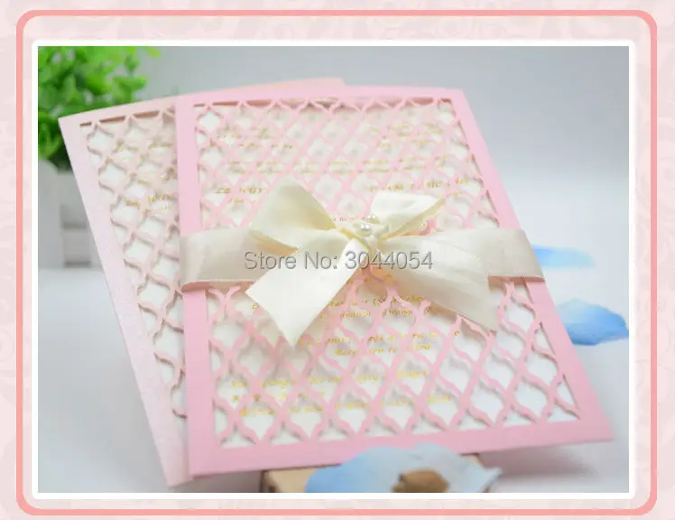 Красивые женские свадебные пригласительные открытки оптом с бантом и украшением