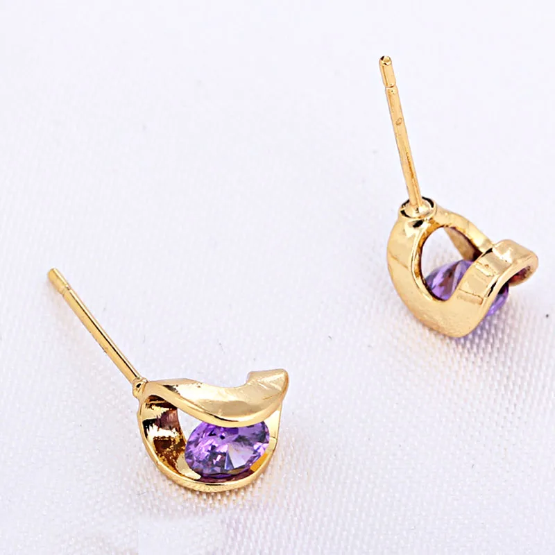 Разноцветные серьги-гвоздики из фианита золотого цвета с цветком для женщин