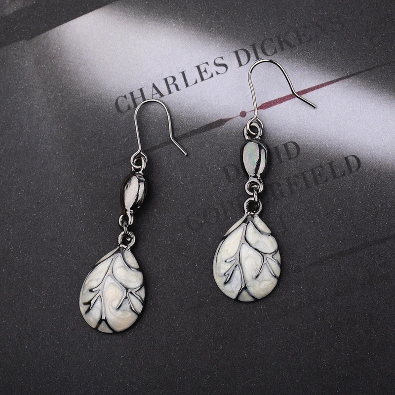 Женские серьги с зелеными и белыми искусственными листьями|earrings for|dropping earrings for
