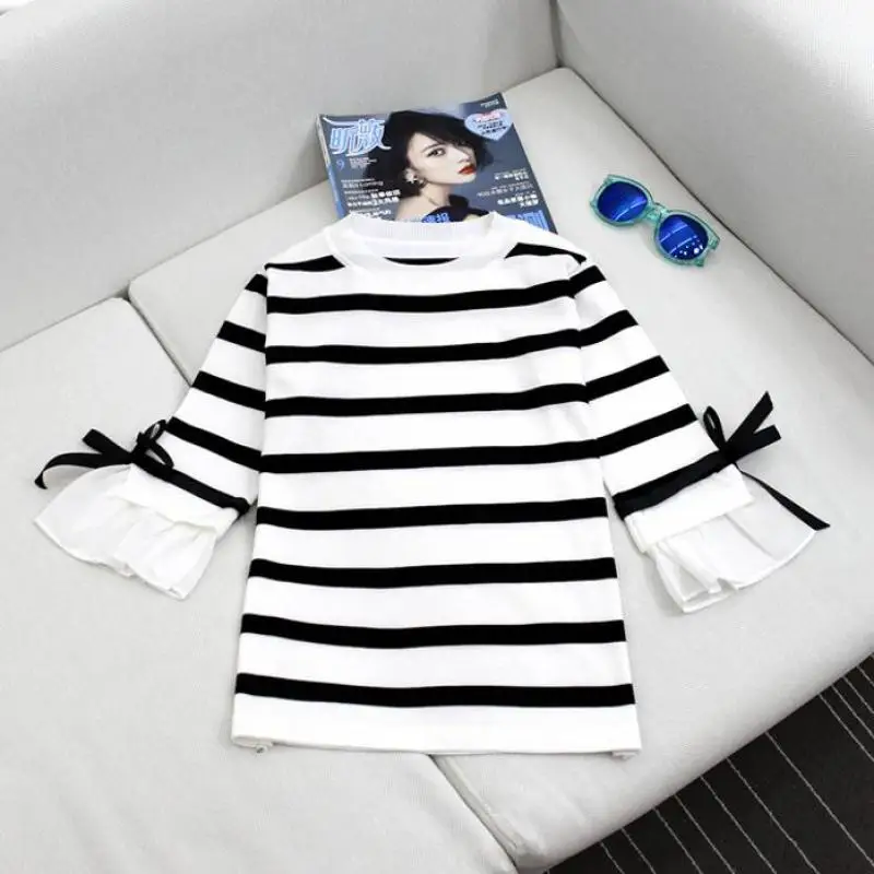 YAN MU XI 2017 Spring And Autumn New Ladies Thin Section Pullover Sweater Fashion Striped Speaker Sleeve Bowknot | Женская одежда