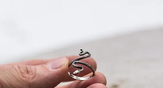 

Wholesale Retro Snake Ring Animal Ring Adjustable Free Size gift idea-12pcs/lot