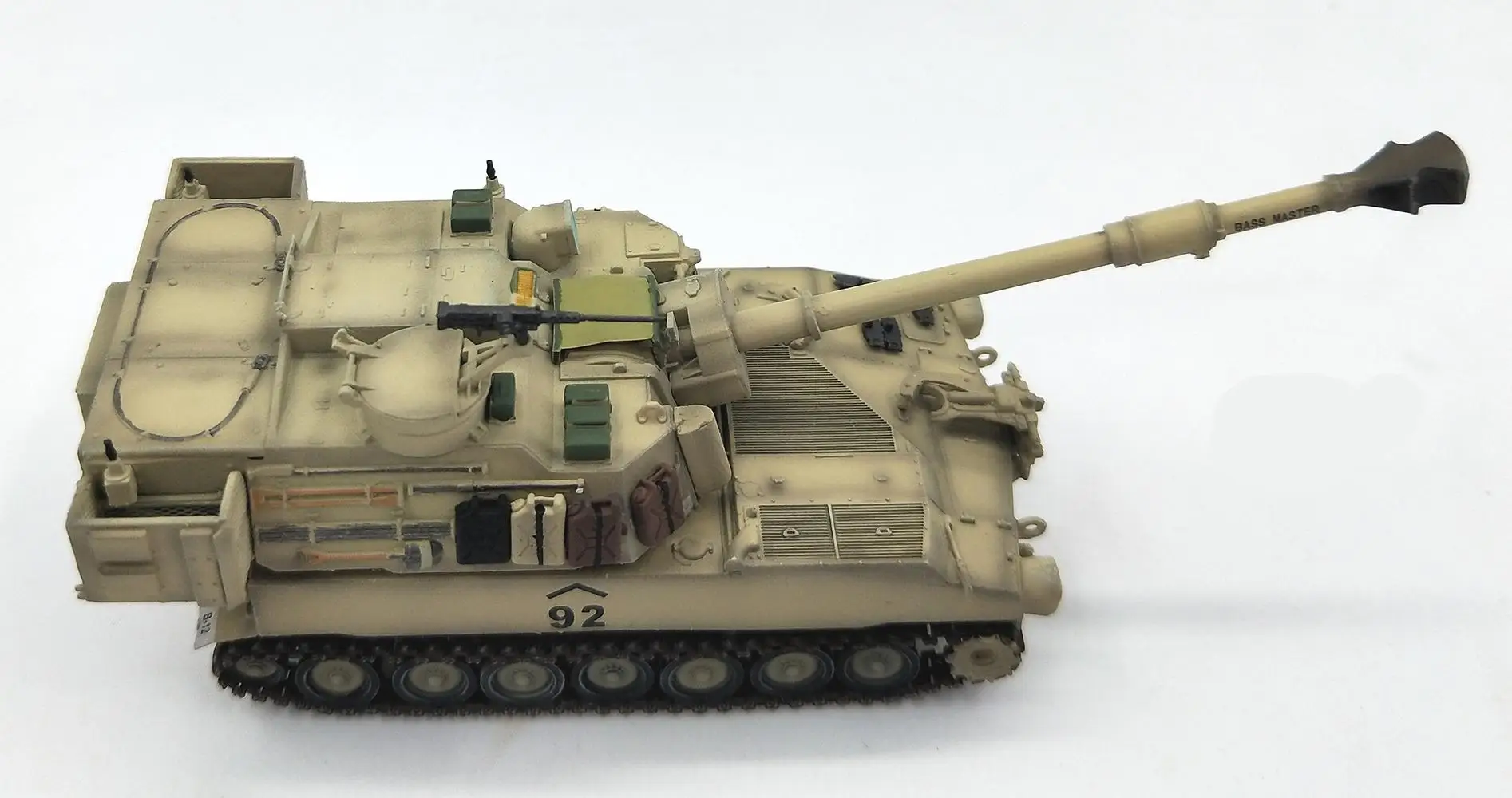 US M109 A2 155 мм самоходный гаубиц 1: 72 Танк Готовая модель пустынная краска |