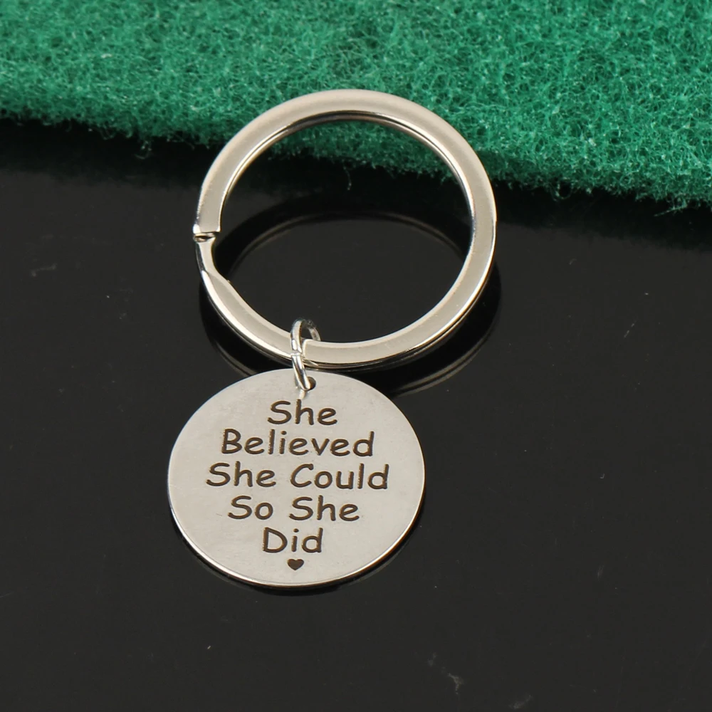 Модный ручной штампованный она верила что может так сделать ювелирные изделия