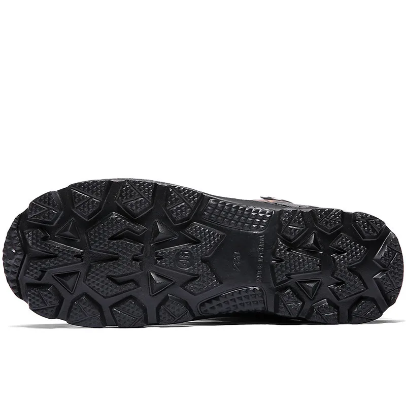 Брендовые зимние мужские ботинки теплые с бархатом Нескользящие