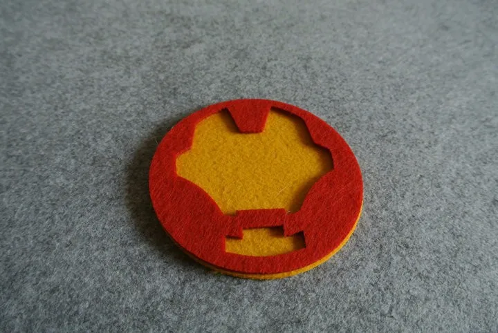 Шт. 8 шт. мультфильм супергерой Супермен Бэтмен Ironman Капитан Amrican Кружевная салфетка чашки коврики мультфильм Pad питания ткань