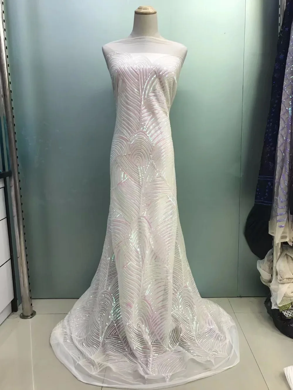 

Nigerian lace fabric with sequins z-han121634 african net lace fabrics comfortable lace fabric