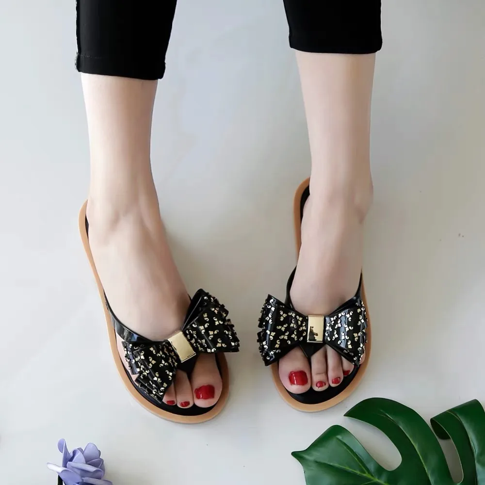 Женские сандалии желе на шнурках morazora черные или белые шнуровке размер 35 39 лето