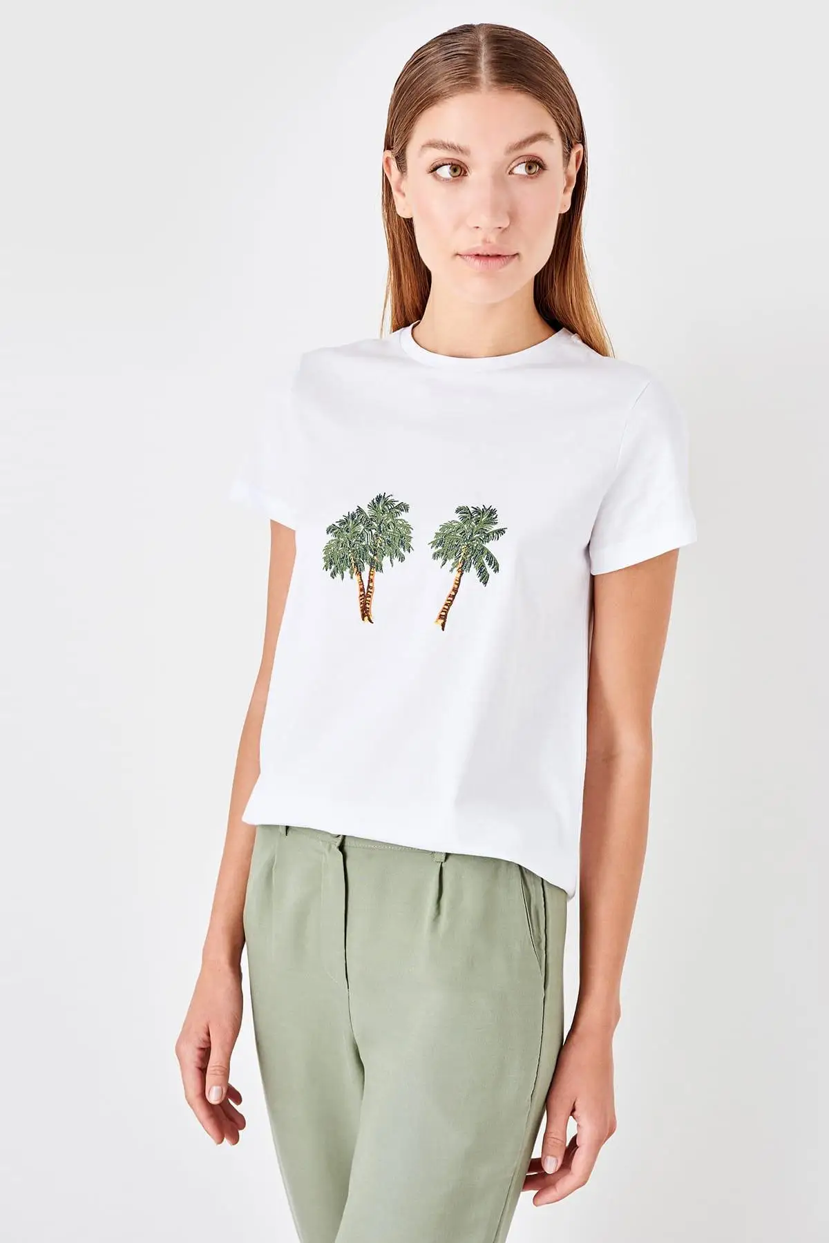 Trendyol белые вышитые Базовые Трикотажные футболки TWOSS19TS0505 | Женская одежда