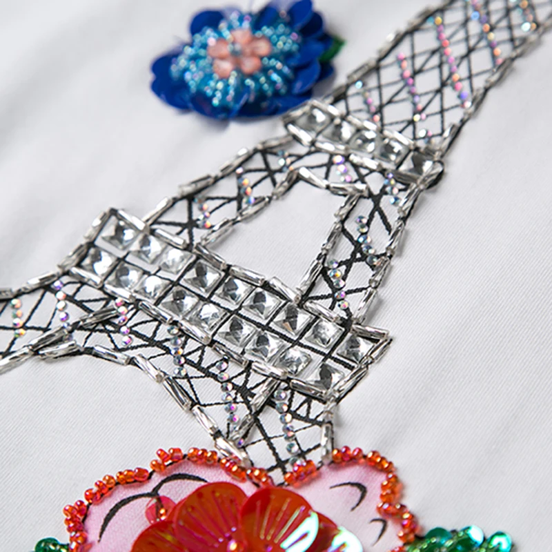 Женская хлопковая футболка с коротким рукавом белая Винтажная вышивкой и