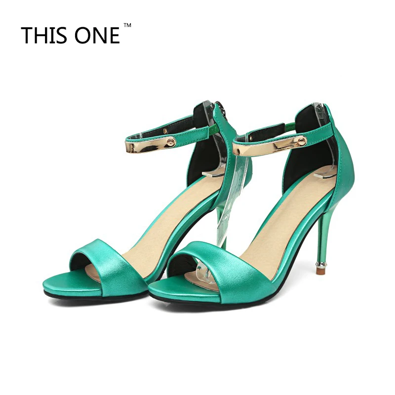 Новые модные женские глянцевые сандалии черного цвета пикантные вечерние туфли