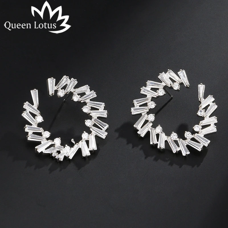 Queen Lotus 2018 New ladies fashion shiny C-shaped design silver / gold earrings Ms. AAA zirconium-grade personalized | Украшения и