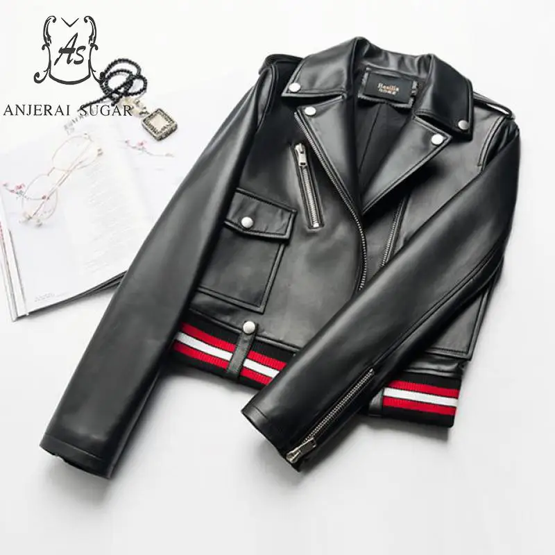 Осенне-зимняя женская куртка из натуральной овечьей кожи в полоску с эластичным