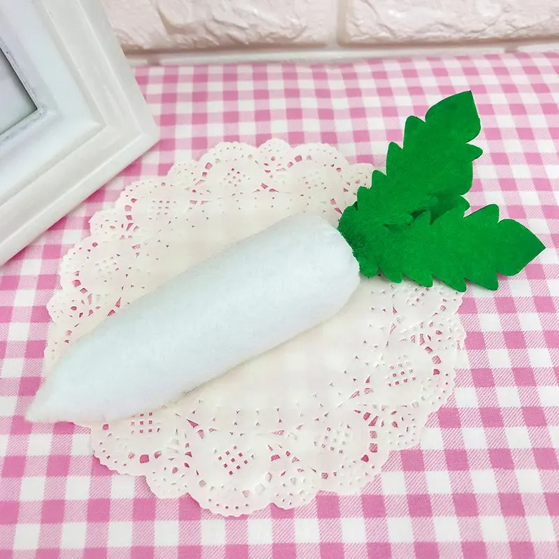 DIY Швейные фетровые овощи ручной работы капуста/Морковь/кукуруза/тыква/Картофель/помидор/перец vetegatble игрушки Войлок diy пакет - Цвет: white radish