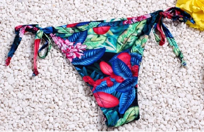 Бикини Новый сексуальный женский красный бикини купальник украшенный цепочками