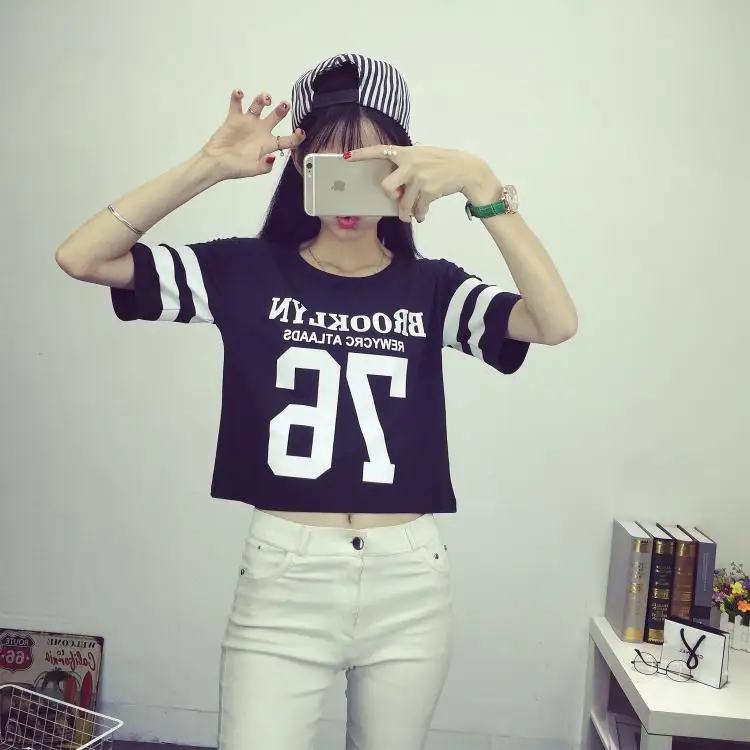 Женская футболка с коротким рукавом круглым вырезом и надписью | одежда