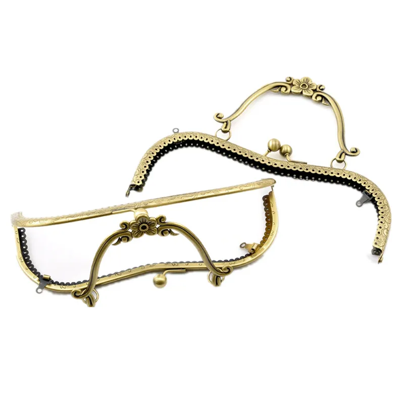 

5Pcs Bronze Tone Metal Arch Frame Kiss Clasp Lock Handle Pattern 21cmx15cm(8 2/8"x5 7/8")