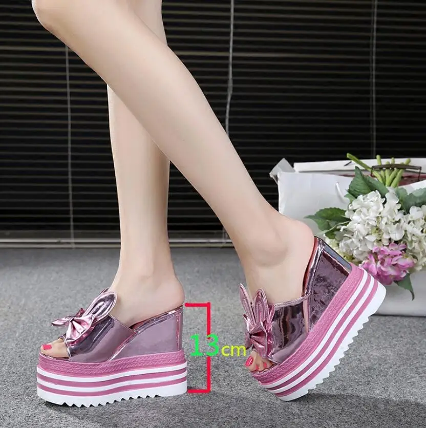 Женские сандалии на высокой танкетке повседневные пляжные шлепанцы без застежки