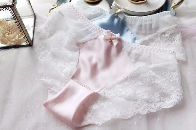Реальные фотографии M L XL Милая Лолита Kawaii Сексуальная атласная Женская пижама с кружевом Стразы бант трусики Нижнее белье Короткие стринги Нижнее белье WP545