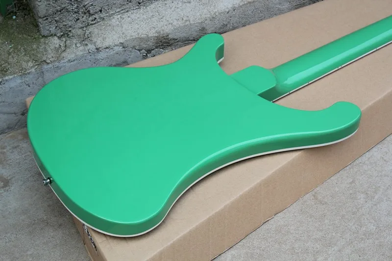 Зеленый 4-строка электрическая бас-гитара с белая накладка гриф из красного