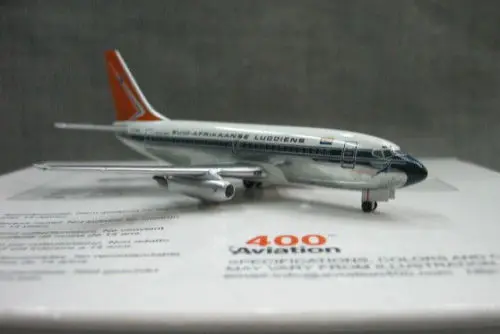 1:400 Aviation400 Южноафриканский дыхательные пути Boeing737-200 ZS-SBM с трёхмерными чертёжами |
