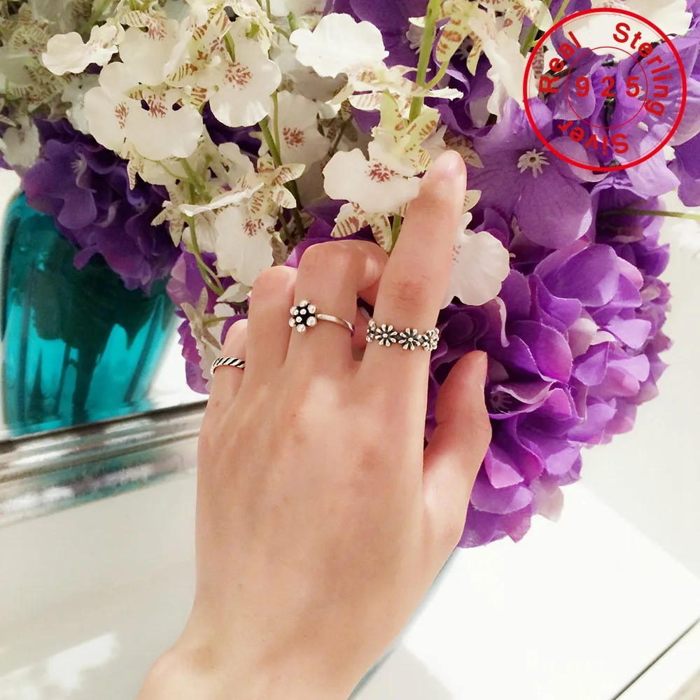 Женское кольцо из серебра 100% пробы с черным цветком | Украшения и аксессуары