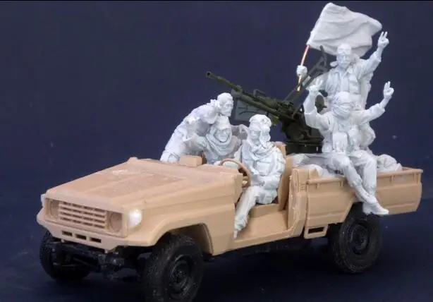 1/35 наборы смолы 5 шт солдат с посылка(без грузовиков, высокая высота пулемета