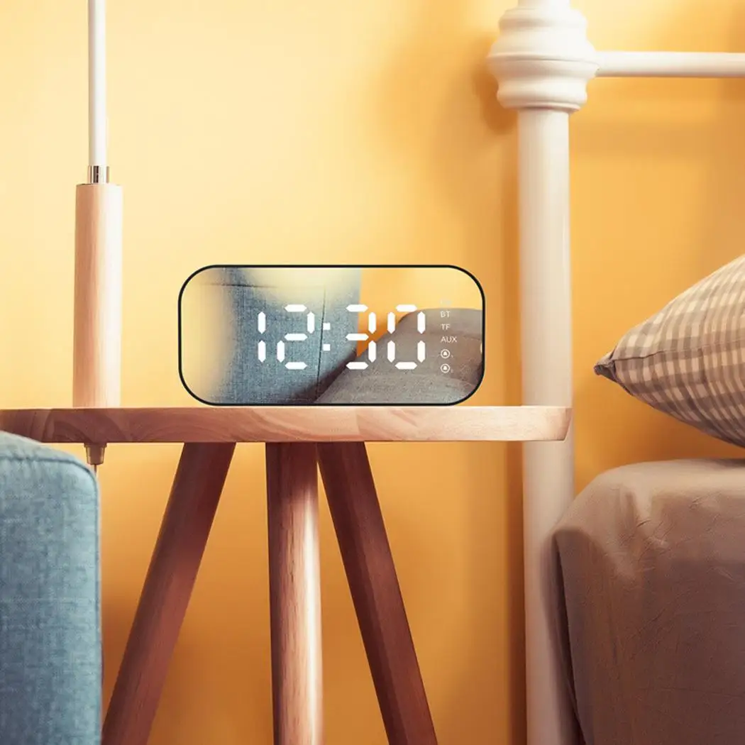 Открытый мини портативный Bluetooth динамик Низкий уровень Шума светодиодный