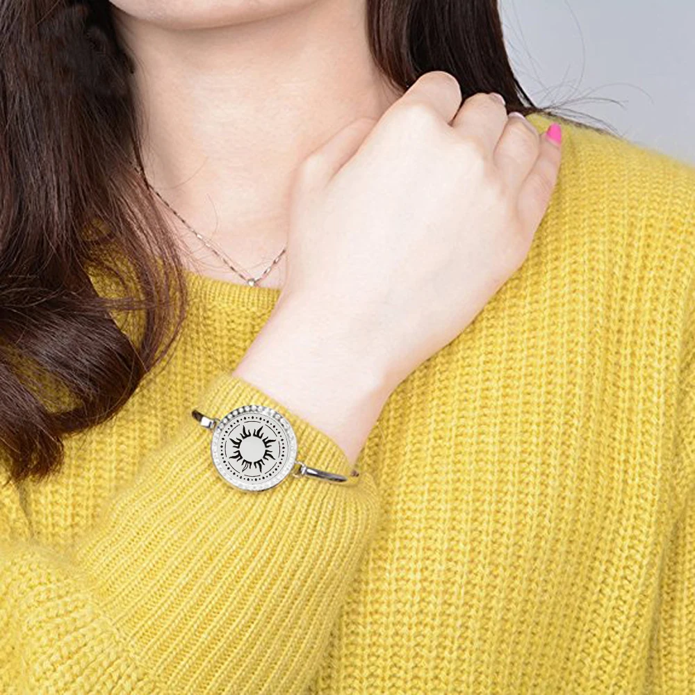 Aromatherapy Essential Oil Diffuser Bracelet Locket Bangle 316L Stainless Steel with 12 Pads | Красота и здоровье