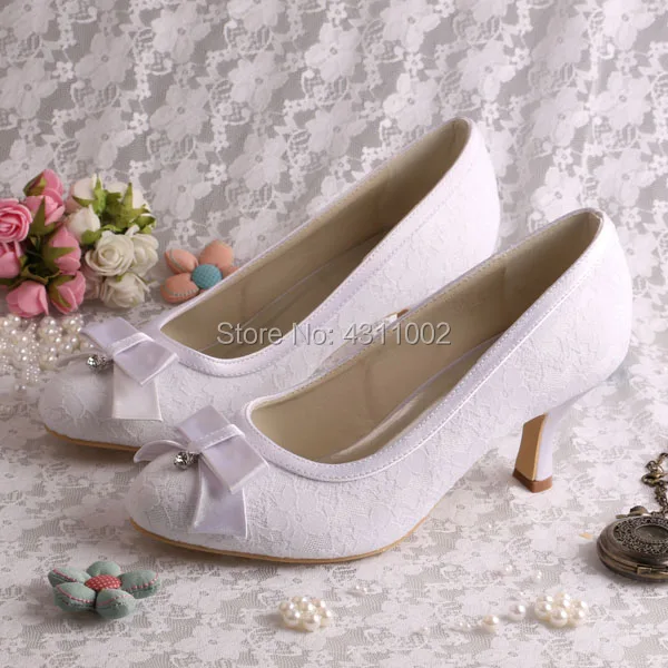 

Closed Toe Wedding Lace Shoes for Bride Mid Heel no Tie Shoe Laces Ivory Prom Pumps