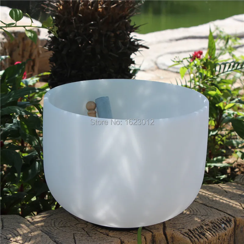 Чакра для звуковой терапии Поющая чаша с матовым кварцевым кристаллом 8 дюймов