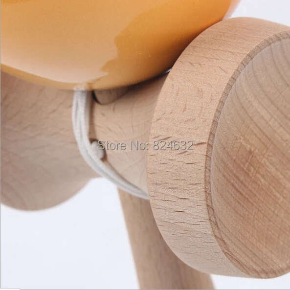 Профессиональный Джамбо Kendama Большие размеры 8 см диаметр цвет золотистый слово