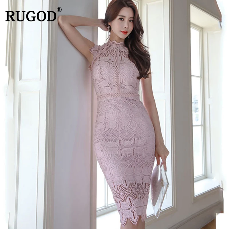 Женское кружевное платье RUGOD розовое без рукавов с вырезом-стойкой и вышивкой