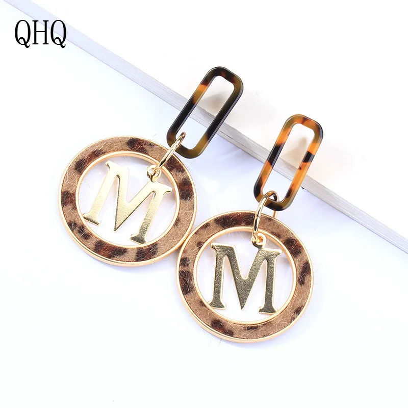 Серьги QHQ корейские красивые леопардовые серьги с буквами m длинные модные