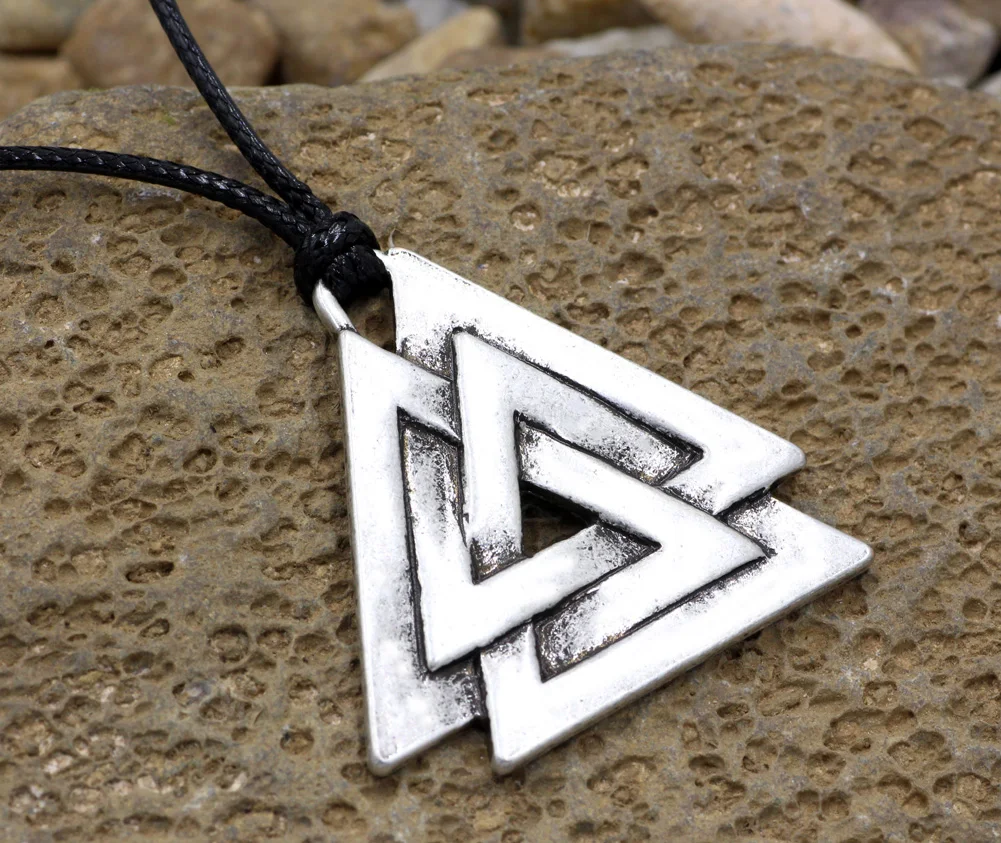 Мужское ожерелье с подвеской из оловянного дерева Valknut Odin | Украшения и
