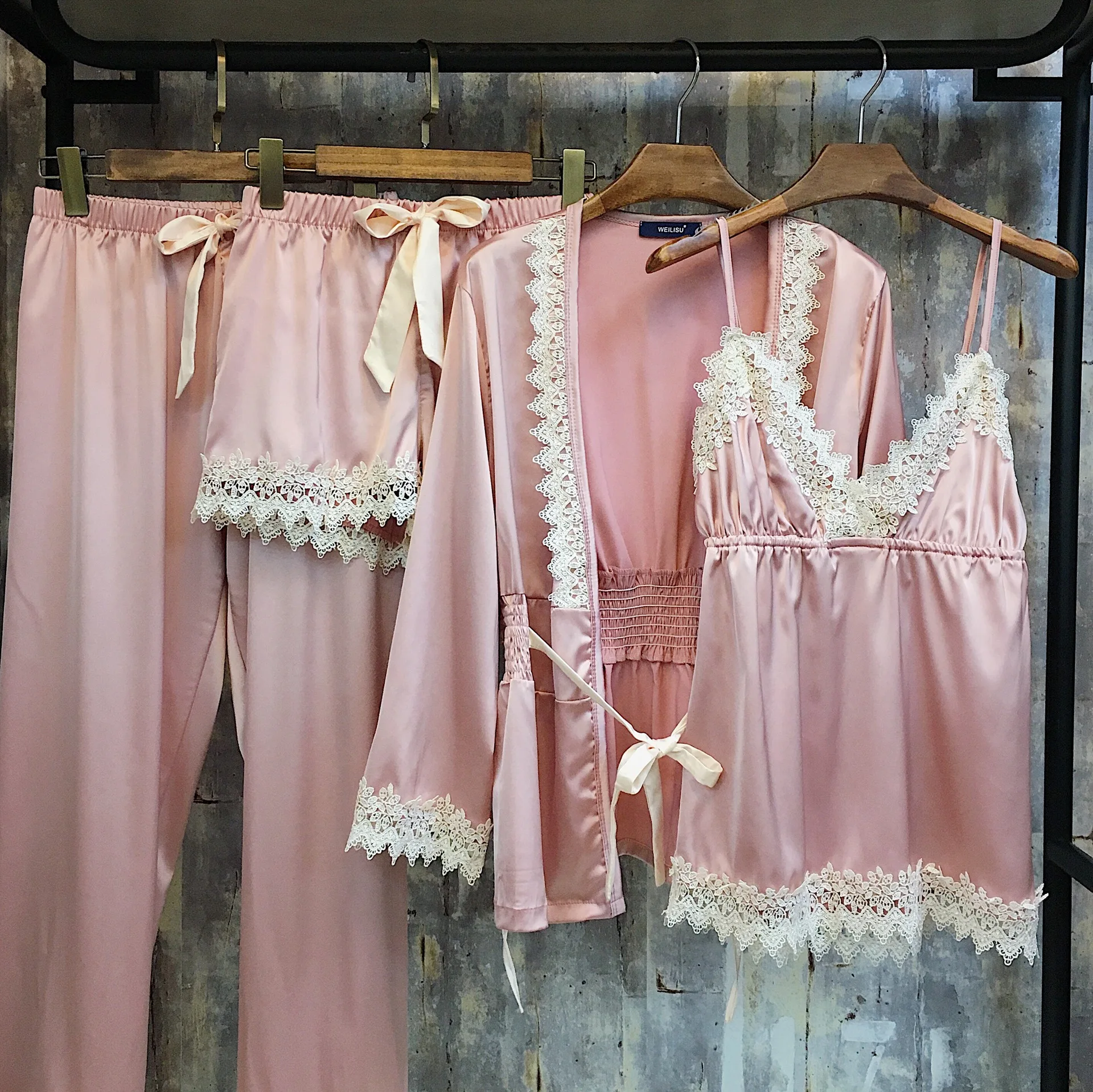 

Spring New Satin Silk Pajamas Women Lace Spliced Sexy Lingerie Sets Lace -Up Ladies Sleepwear Nightdress 4 Piece Home Suits
