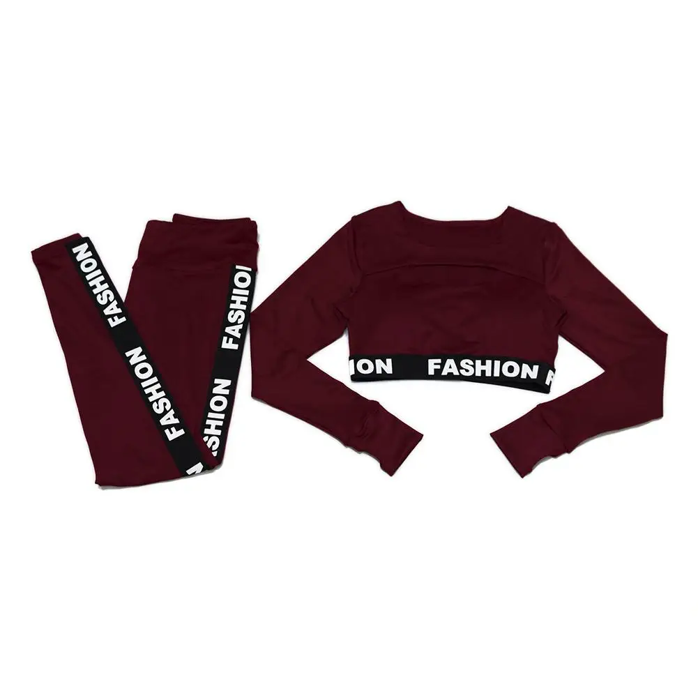 

Women's Yoga Tight Long Sleeve Piecing Suit Set Moisture Perspiration Resistance Yoga Suit Sports Running Suit (with Chest Pad)